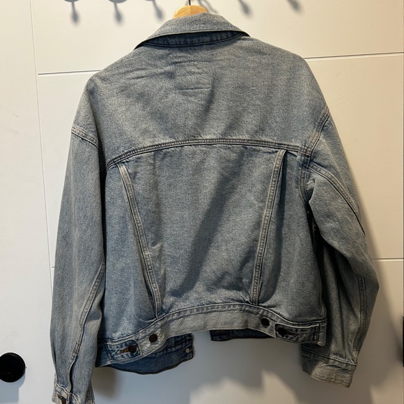 Levi Strauss Jean Jacket - Picture 3 of 4